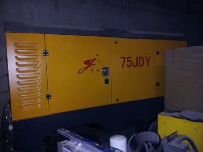 75KW  13/8电移螺杆机